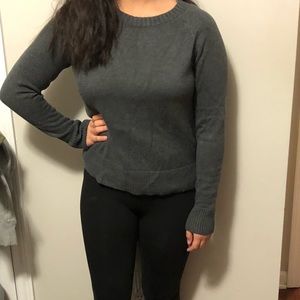 Gap sweater